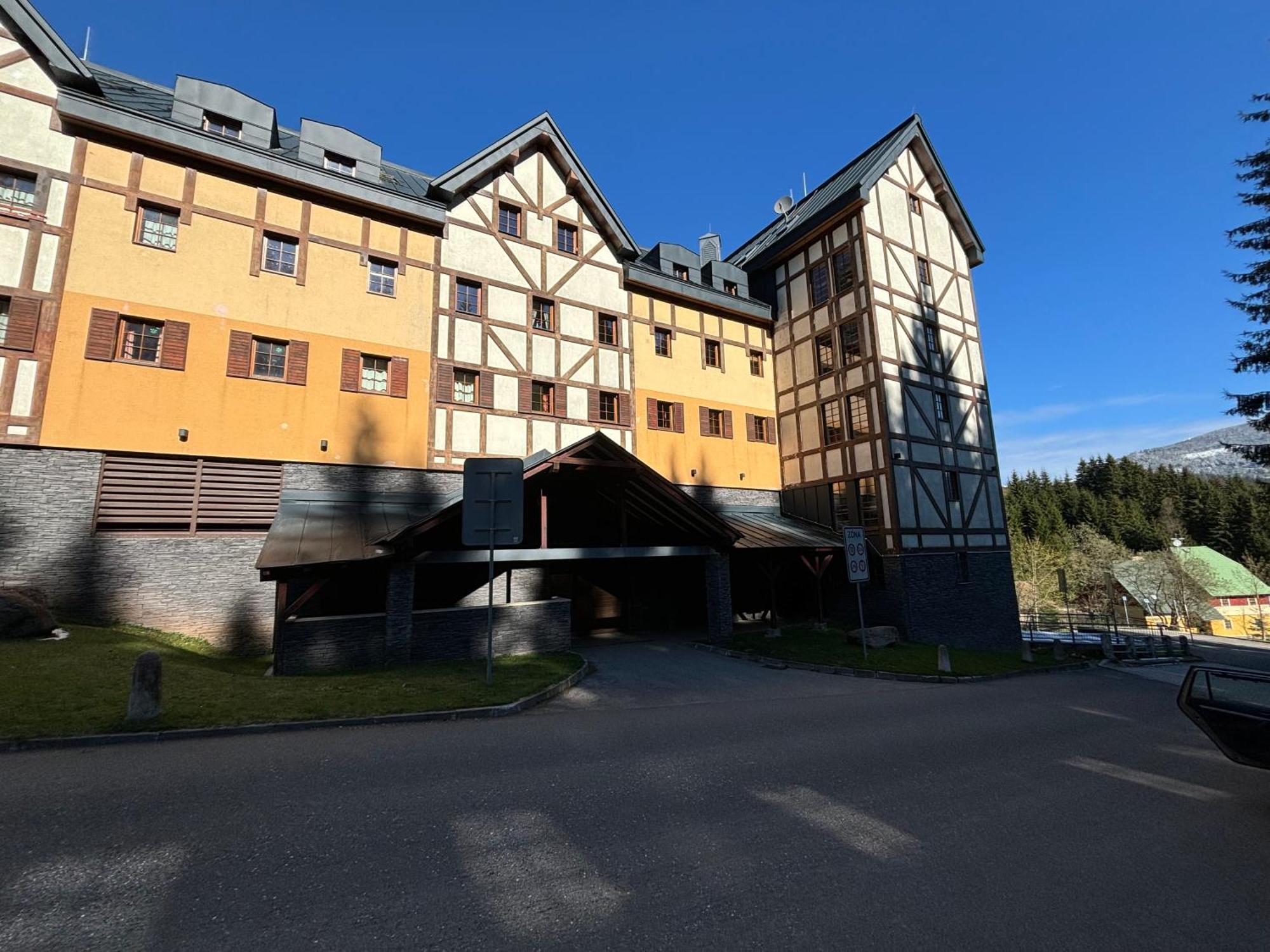 פץ פוד סניישקו Apartman Petra Clinic Javor מראה חיצוני תמונה